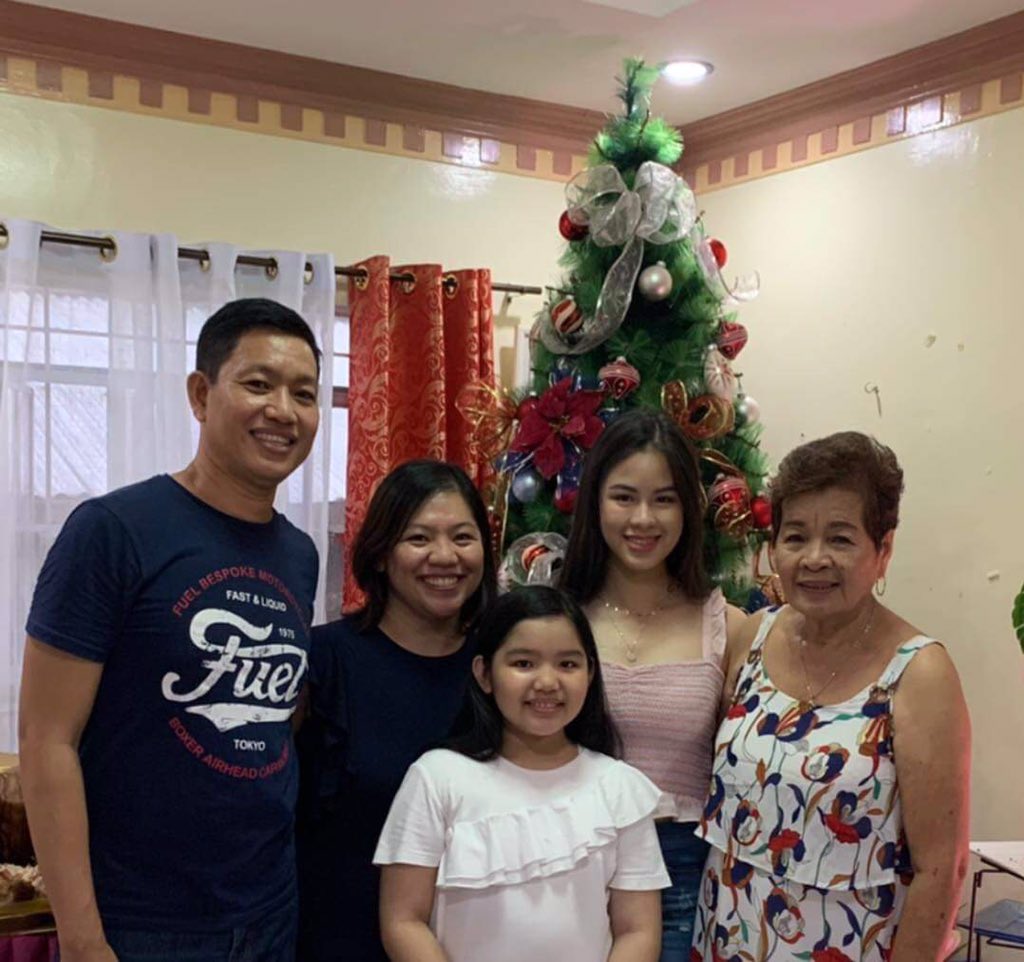 KissesFighters tweet picture