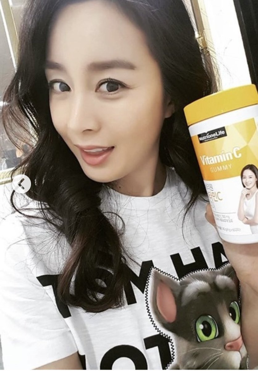 サリョジュセヨ בטוויטר 芸能人の自撮りって意外と盛れてない人ばかりだから最近のインスタ女子がどれだけ加工技術すごいかわかる キムテヒは自撮り下手で韓国で有名らしいㅎㅎ