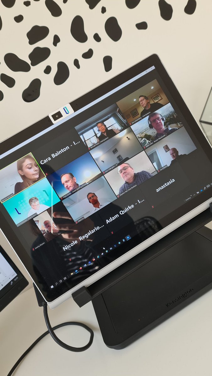 Roundtable kicking off with <a href="/FStechnology/">FStech</a> discussing how to mitigate risk in an age of uncertainty with <a href="/MichaelHom_ISC/">Michael Hom</a>, <a href="/joelichtenberg/">Joe Lichtenberg</a>
<a href="/TimFitzGerald00/">Tim FitzGerald</a>

#financialservices #capitalmarkets #resilance