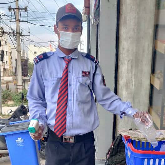 M_Farmss's tweet photo. In these difficult times, we strive to keep our working environment hygienic and clean. It is important for us to make sure that our customers and our staff receive utmost care.

M Farms store follows a strict COVID-19 protocol. Mask, Sanitizer, Hand Gloves and Temperature checks https://t.co/hxZJRz2Brp