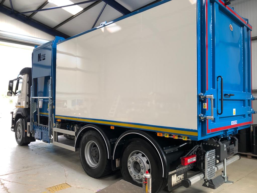 MacpacRefuse's tweet photo. **New product alert**

Our very first 32m3 tipping body! Extending our Mactip range from 9m3 to 32m3.These bodies are available in various bin lift configurations to suit different refuse collection needs, including split body for segregated collections. #macpac @ManufacturingNI https://t.co/DTqIiF3uG1