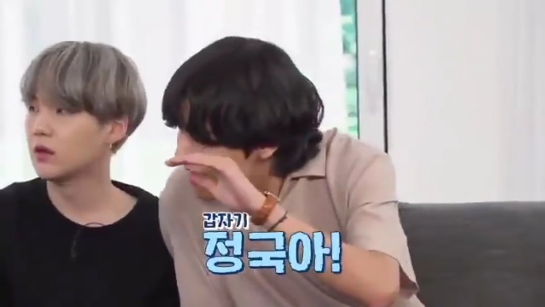 gukth's tweet photo. this new taekook thing they are  communicating https://t.co/2lyqGwsTWt