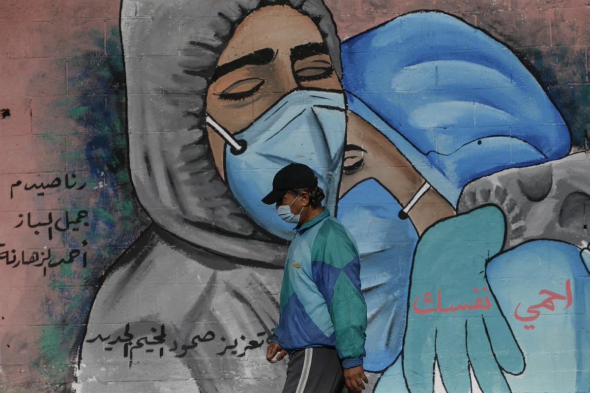 La situation sanitaire devient "hors de contrôle" dans la bande de Gaza, ont alerté lundi des sources médicales et politiques dans cette enclave palestinienne surpeuplée et sous blocus qui enregistre ces jours-ci des records de contaminations quotidiennes au nouveau coronavirus https://t.co/7ANaxJBS6q