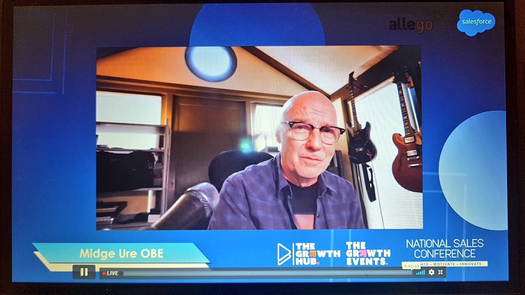 DublinDaveFFC's tweet photo. Midge Ure speaking at #NSCDigital conference this morning. Great talk.
@midgeure_eu @UltravoxU
@ns_conference @lincoln_west https://t.co/oM5NsgKWzS