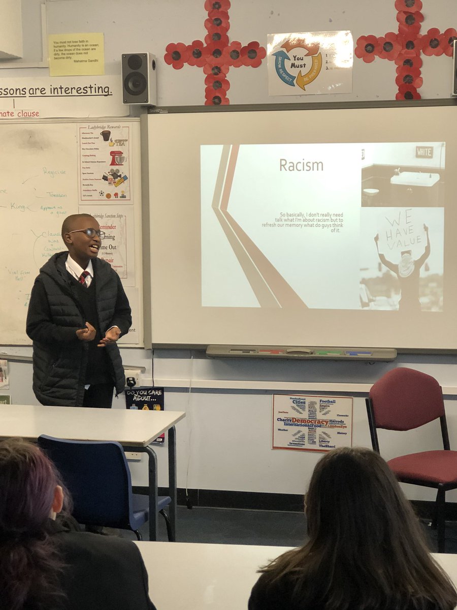 MrDEllis1's tweet photo. A brilliant start to Project C presentations from Yacqub and Yousuf #9DES 🙌🏼🗣 https://t.co/9Emf3LwmZm