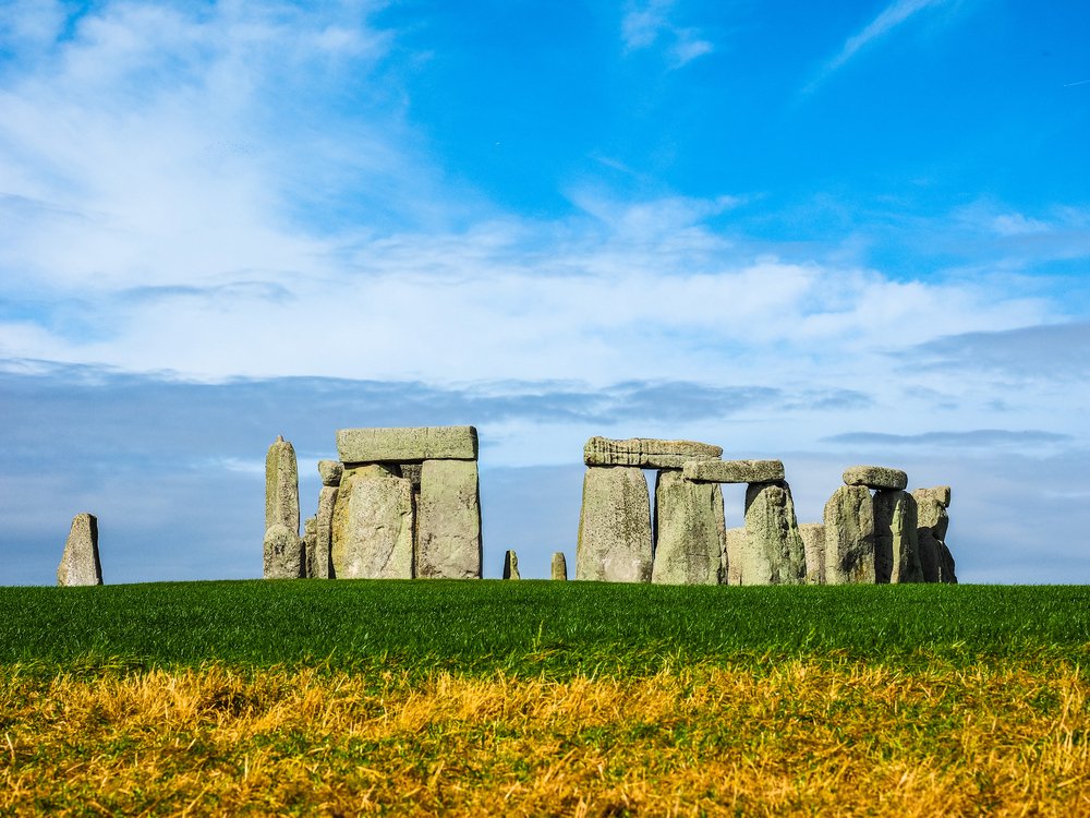 CheveningFCDO's tweet photo. The winner of yesterday's poll was Tower Bridge!

To continue our 🇬🇧 landmarks face-off, we now have Tower Bridge vs Stonehenge. 

Choose your favourite in our poll in the next tweet 👇 https://t.co/JHqXwUWkhz