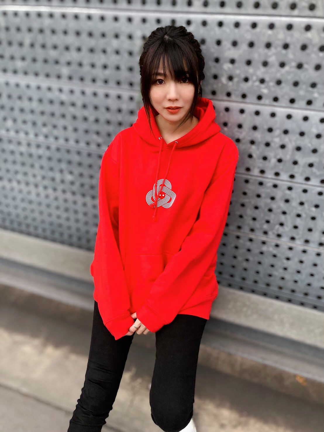 黒木渚　前開きジップパーカー　グッズ 黒木渚 على X: 