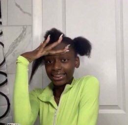 girIssquad's tweet image. esqueci da existencia dessa conta meu deus to indo add vcs