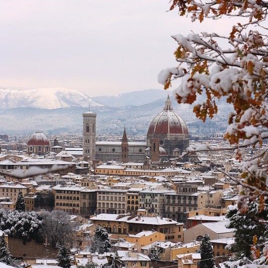 Florence under the snow or Rome under the snow?                                      #Travel #travelphotography #photography