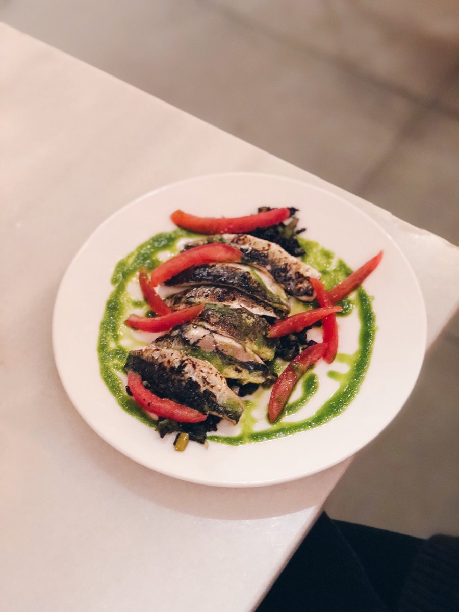 OlocomesOlodejas tweet media