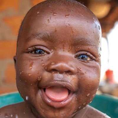 kweku_Genelord's tweet photo. Right now dirr ANGLOGA JUNCTION ALBUM is totally beans na Ay3 nusio nkoaaa for Stonebwoy😭😭😭💔💔.
Putuu Music can't win Grammys anywhere.
Congratulations to Stonebwoy for always given useless Putuu Music.🤣😂😂🤪
By this time dirrr nisua nkoaaaaa🤣🤣🤣😂😂😂💔💔💔🤪🤪🤪🤪 https://t.co/3fOWogY9ui