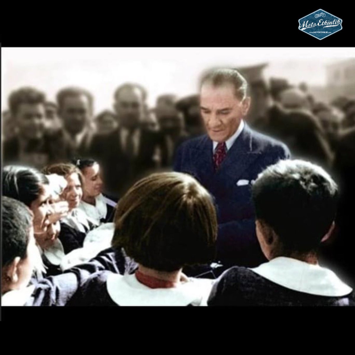 Gelecek gençlerin, gençler ise öğretmenlerin eseridir. Tüm öğretmenlerimizin “Öğretmenler Günü” kutlu olsun.
#MotoEtkinlik
——————
——————
#öğretmenlergünü #24kasım #24kasımöğretmenlergünü https://t.co/QYJOTpQB5w