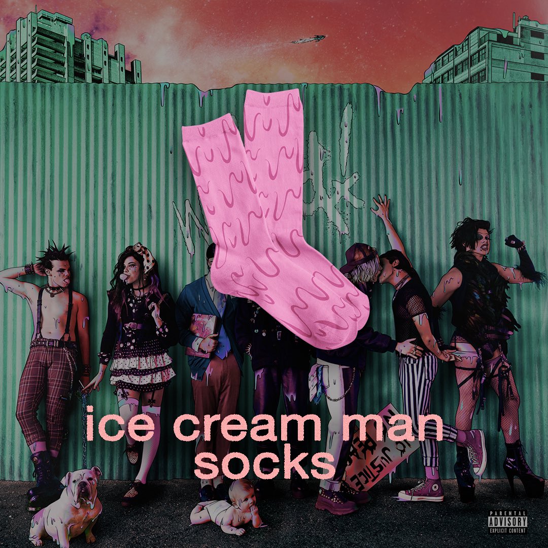 yungblud's tweet photo. super ltd don’t sleeeep 🖤🍦🧷🖤

https://t.co/fdE05B4wAa https://t.co/aGfj2pM1IO