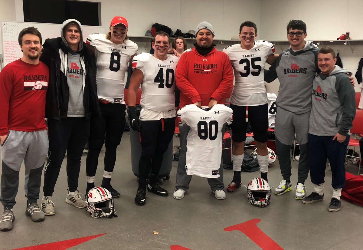 mrcoachdavis's tweet image. What a crew. Even last night when we were missing a key piece, we didn&apos;t miss a beat! Guys stepped up all year. Some started, some played specials, some played scout. It didn&apos;t matter, it was all about the team!
Love my dudes!!
#NotForEveryone
#TEU
#WeHaveMoreFun