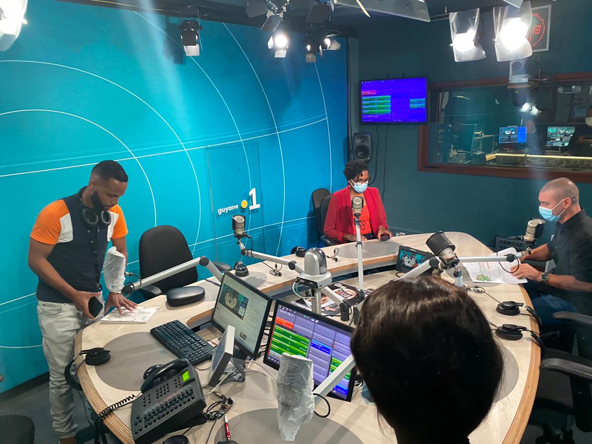 ARDI_GDI's tweet photo. Venez écouter le podcast @guyla1ere sur les Assises de l'Agriculture de Guyane 2020
La @CTdeGuyane et @ARDI_GDI ont pu venir ce matin parler de ce grand rdv agricole inédit en #Guyane. L'occasion d'échanger sur des thématiques primordiales pr le territoire
https://t.co/1WDIjGaeGF https://t.co/9pqJWx09pW