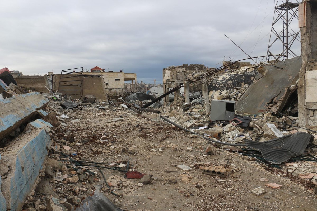 syrian_archive's tweet photo. On December 7, 2019, Radio Fresh and the Union of Revolutionary Bureaus were hit by an airstrike destroying the headquarters of not only Radio Fresh but a number of civil society organizations based in the building complex.
https://t.co/dDka6knsLz https://t.co/z9DGsuvSPM