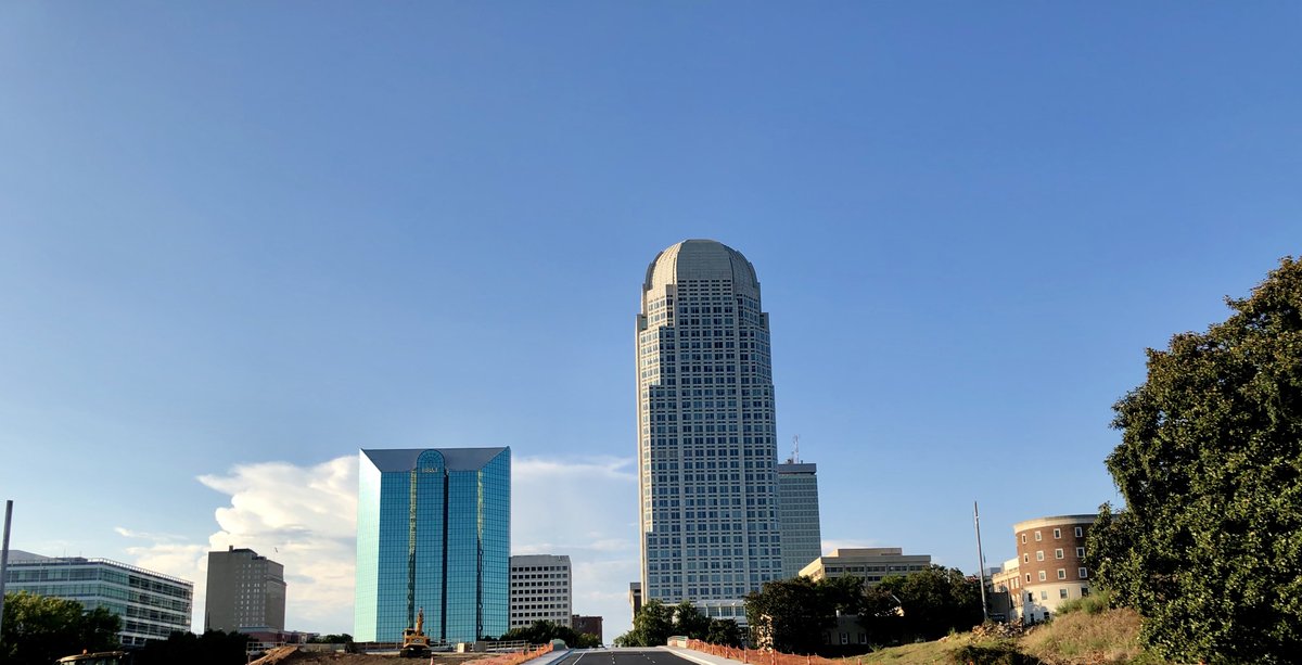 NCSolarNow's tweet photo. ICYMI: Big news out of Winston-Salem last week! The city council passed a resolution approving a goal of 100% clean #renewableenergy by 2050. This resolution also seeks to promote green job training, job creation, and economic growth in the @CityofWinston!
#NCSolar #ProudToBeNC https://t.co/8RgApGsEC1