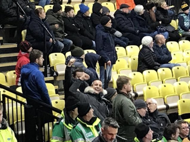 Jon_Topping's tweet photo. Home end Reds https://t.co/Osja8hm3yM