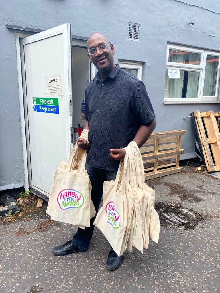 iWellBeing's tweet photo. Bringing #HungryLittleMinds to #Croydon supported by @CroydonBMEForum - promoting #ChatPlayRead and positive #HomeLearningEnvironments /activities for under 5s.
RESOURCES:
https://t.co/v2bQfVpWFJ
https://t.co/uchYYDezlx
#Wellbeing #SEND #WellbeingCafe #WellbeingChampions https://t.co/pSbLOEkpnX