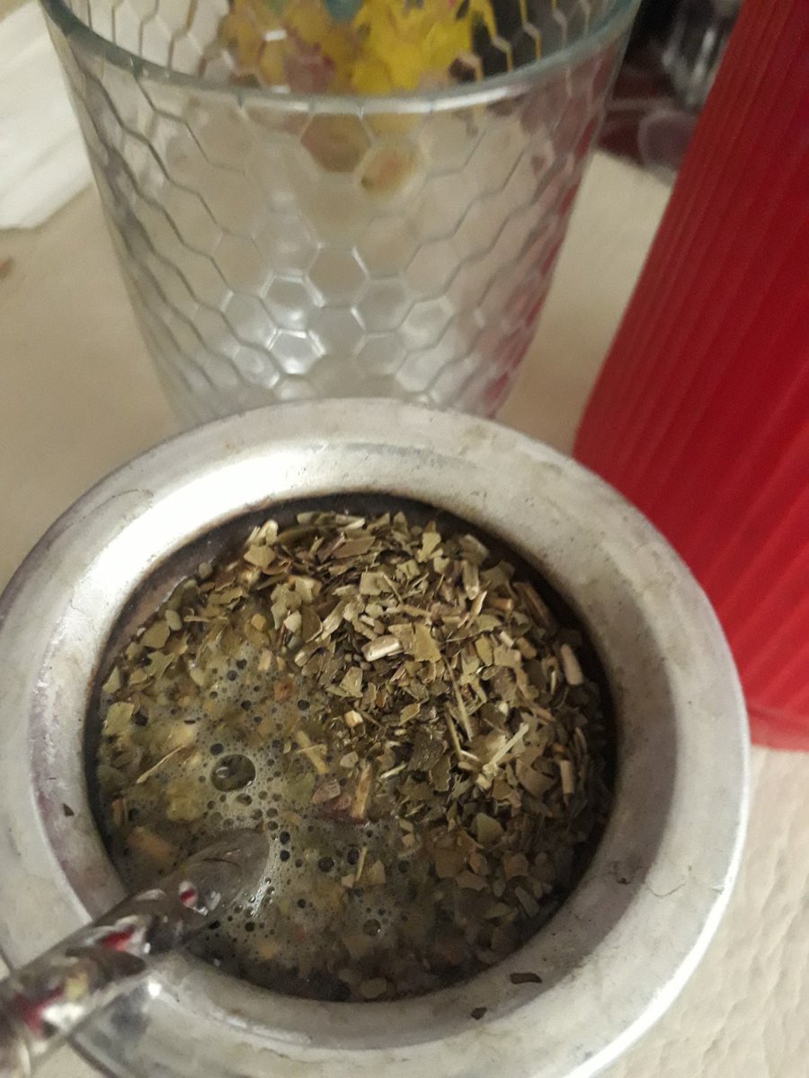 pipiapiu's tweet image. Foto más normal...😂😂😂
Buen día!!