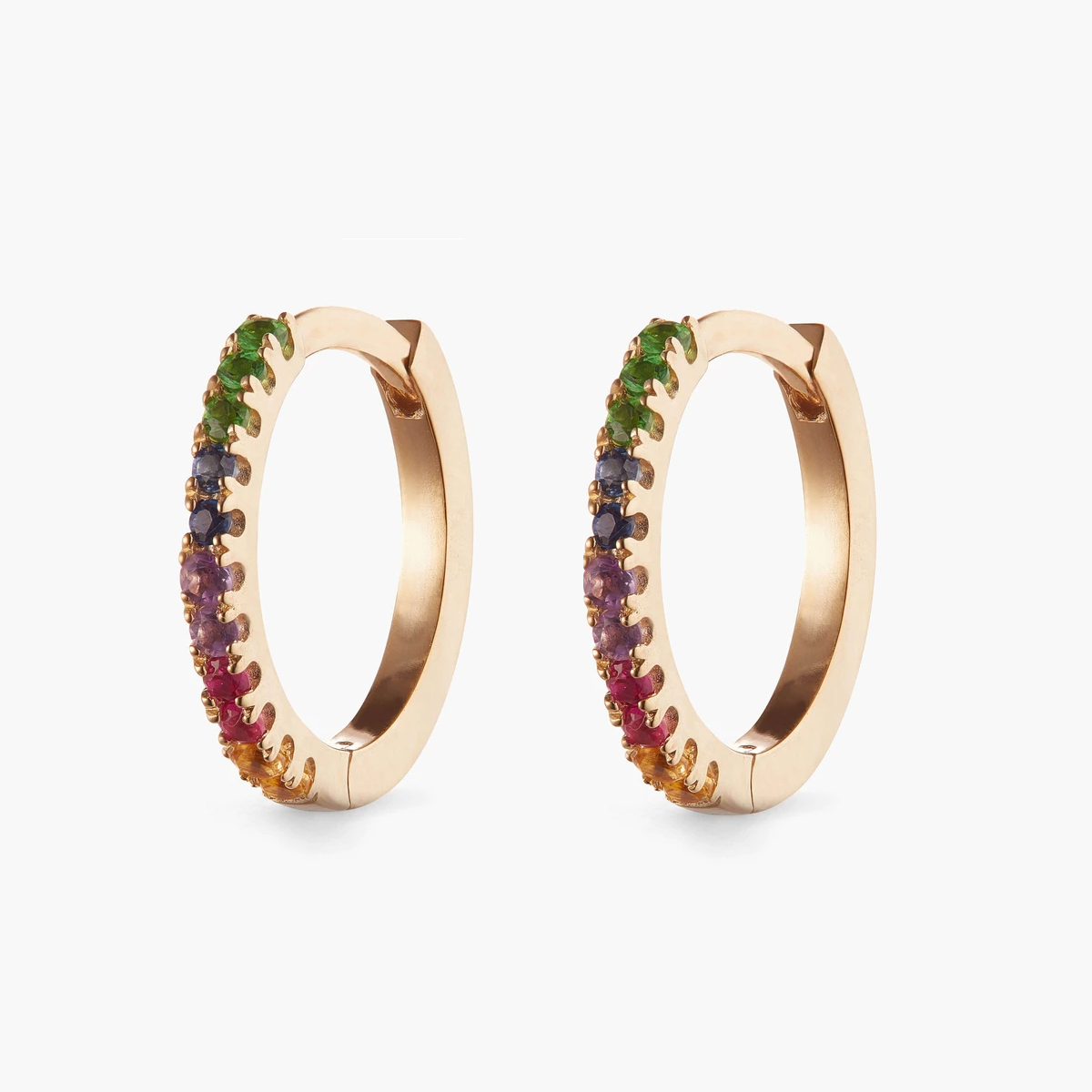 One week to go until our Great Chefs Toast event, and until our luxury auction closes! 
givergy.uk/GreatChefsDinn…
💎
Get your bids in now, choosing from bespoke jewellery, designer accessories and Christmas food and drink.
💎
 Thank you <a href="/BabetteWasserma/">Babette Wasserman</a> for these stunning stones.