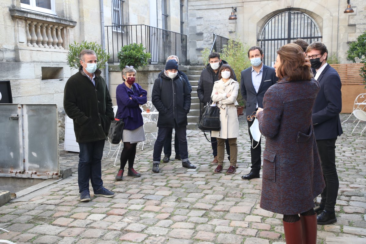 PierreHurmic's tweet photo. Visite au @madd_Bordeaux : présentation du projet de travaux du musée des arts décoratifs et du design par sa directrice @constancerubini et par le cabinet Antoine Dufour Architectes, prix Equerre d'argent 1er projet 2019, pour donner à #Bordeaux un lien en pointe sur le design https://t.co/w8h8zNMM6J