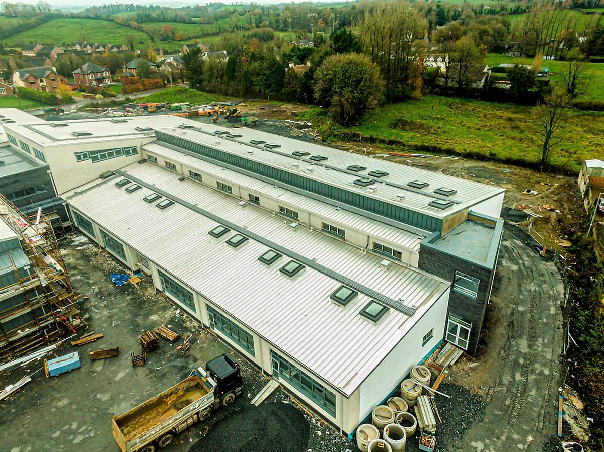 apa_systems's tweet photo. Holy Family School in Cootehill #Cavan is nearing completion. APA's ST70 #windows and #doors are being installed by Mc Mullan O'Donnell. This €13 million special education school is designed by @TODDArchitects.
#schoolwindows #fenestration #aluminiumwindows #highperformance https://t.co/y3mZoABays