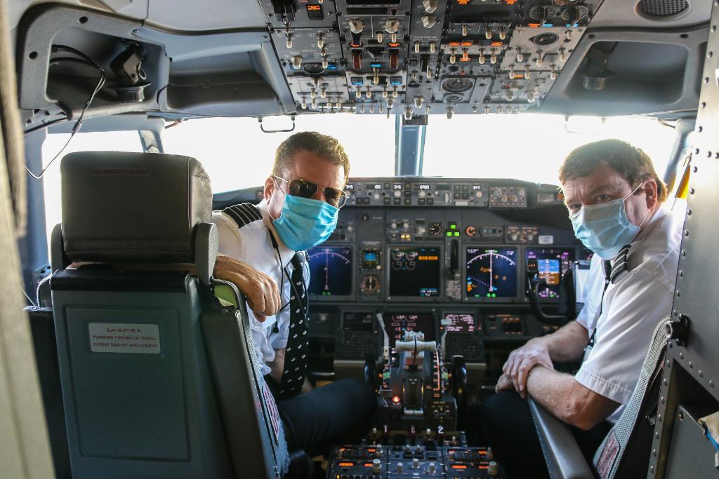 WestJet's tweet photo. We look forward to safely welcoming you back onboard. 

For all the ways we're keeping #SafetyAboveAll visit https://t.co/EZjjpKaMFa ✈️ https://t.co/ut0Pj4RiPA