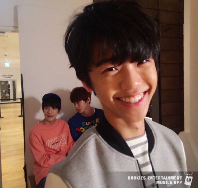 nomin_33's tweet photo. 変わらない柔らかな笑顔がずっとだいすきなんだよ………ななちゃんの笑顔の威力…一生すき…ななちゃん可愛い…黒髪が正義… https://t.co/ClRxx7Gm6P