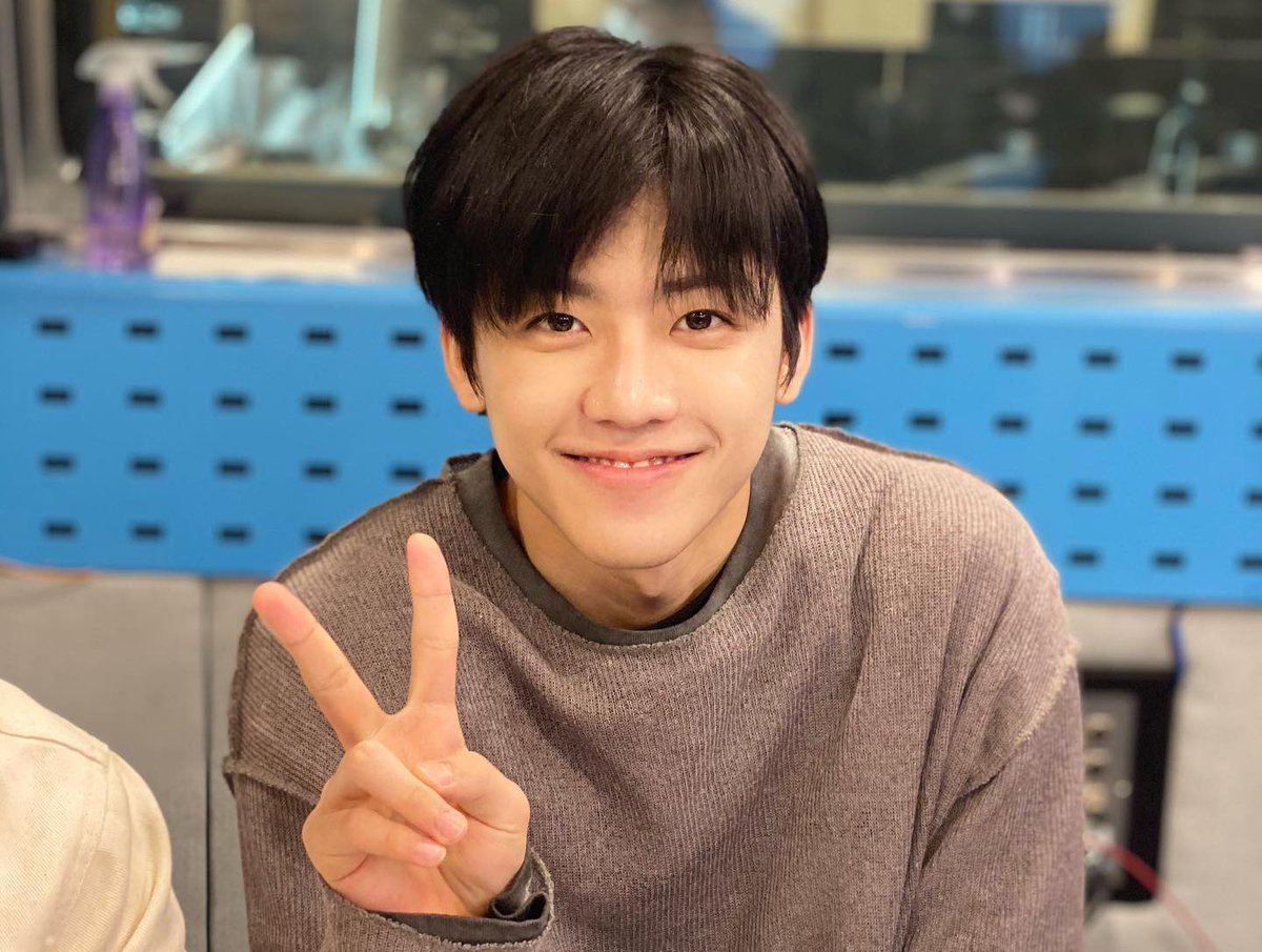 nomin_33's tweet photo. 変わらない柔らかな笑顔がずっとだいすきなんだよ………ななちゃんの笑顔の威力…一生すき…ななちゃん可愛い…黒髪が正義… https://t.co/ClRxx7Gm6P