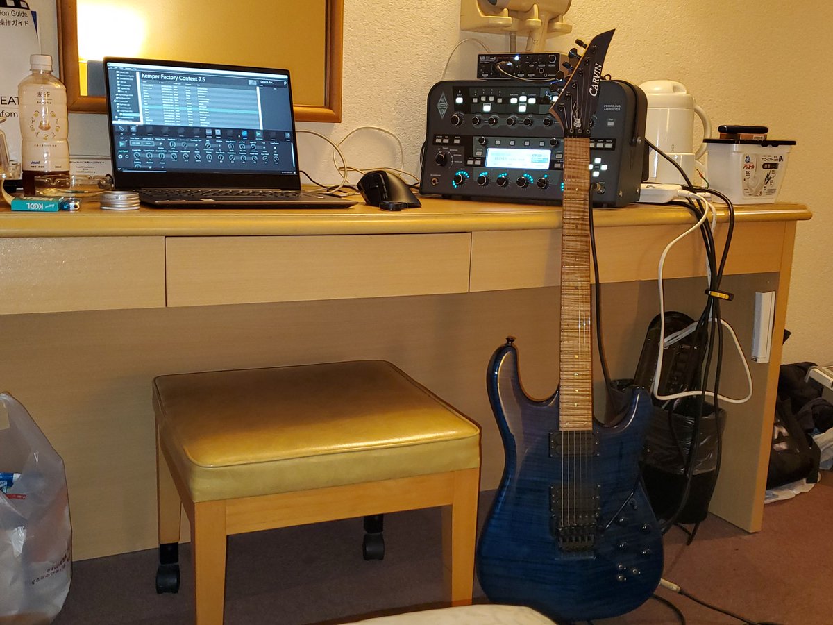 taktag1976's tweet photo. #いい24フレットの日
#CARVIN
#JB200C https://t.co/aFVBcCJWvr
