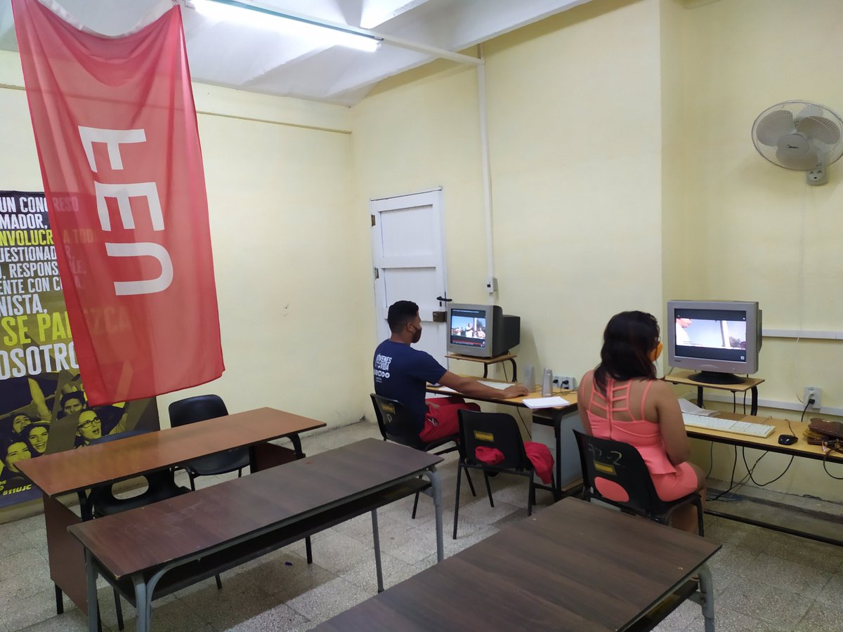 PeriodistaAvil1's tweet photo. Universitarios tuneros se unen al Encuentro Internacional Online Ideas que son banderas que se desarrolla desde este martes hasta el 26 de noviembre.
#IdeasQueSonBanderas #JovenesDeIzquierda 
@UJCdeCuba @Volcanic88 @lucien_lozada @Dayronmrdguez @FEUdelaULT @ULTCuba https://t.co/Rl5mjpImoa