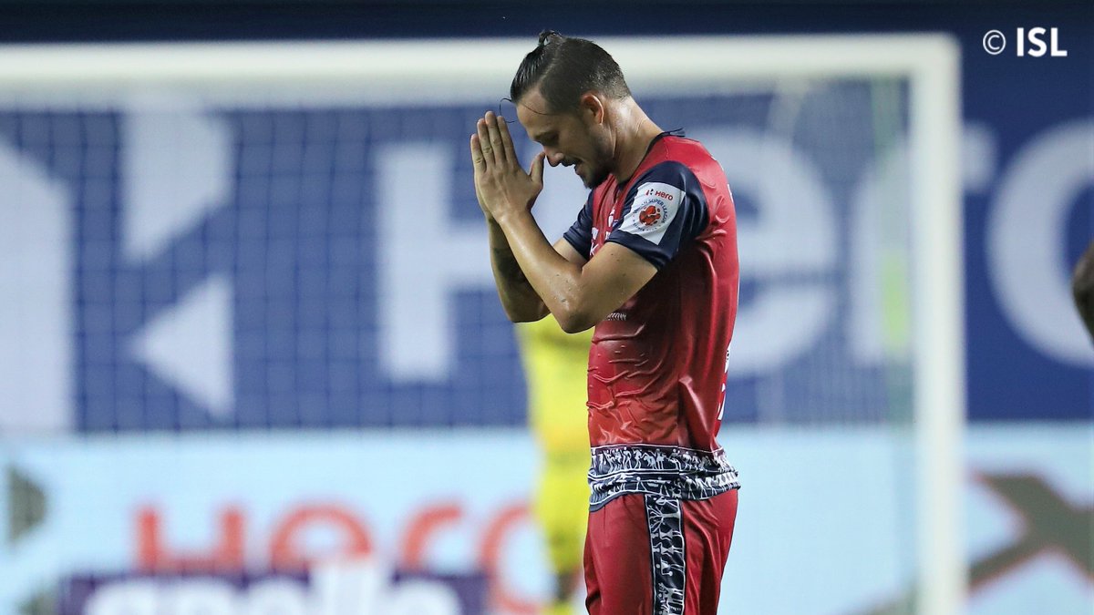 How @NValskis c̶e̶l̶e̶b̶r̶a̶t̶e̶d̶ reacted after scoring against his former club!
#JFCCFC #HeroISL #LetsFootball https://t.co/Mzy2bbj5SB https://t.co/k6m0YjPvym