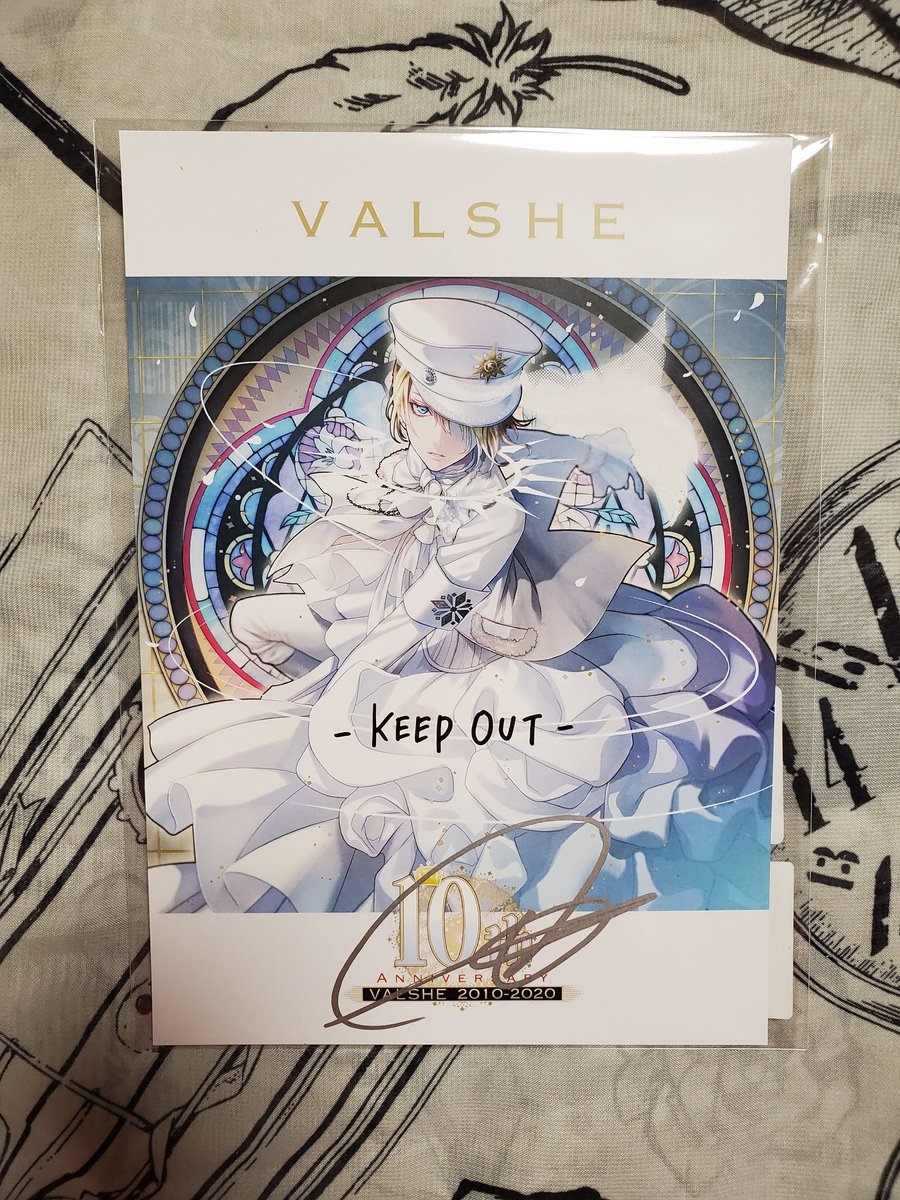 mt_VDM's tweet photo. そして第三夜はこちら!
\直筆KEEP OUT/
書き文字に白の
読み文字に黒の思いを込めて
両者を合わせて一つの意味になるようにという意図でした
#V_UNIFY → https://t.co/Gzr5NpTw9i