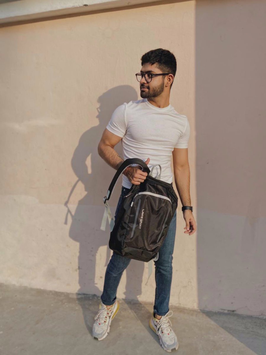 laviesportworld's tweet photo. Pack & swag up for the roads! Comment 🛒 if you’d add this backpack to your cart!
-
Grab 20% discount on the featured backpack! Click this link https://t.co/cssuqWgv0w
-
#laptopbags #wandering #stylishbag #trendybag #blackbackpack #laptopbackpack #outdoursy #outdooroffice https://t.co/a3CNMsO0qj