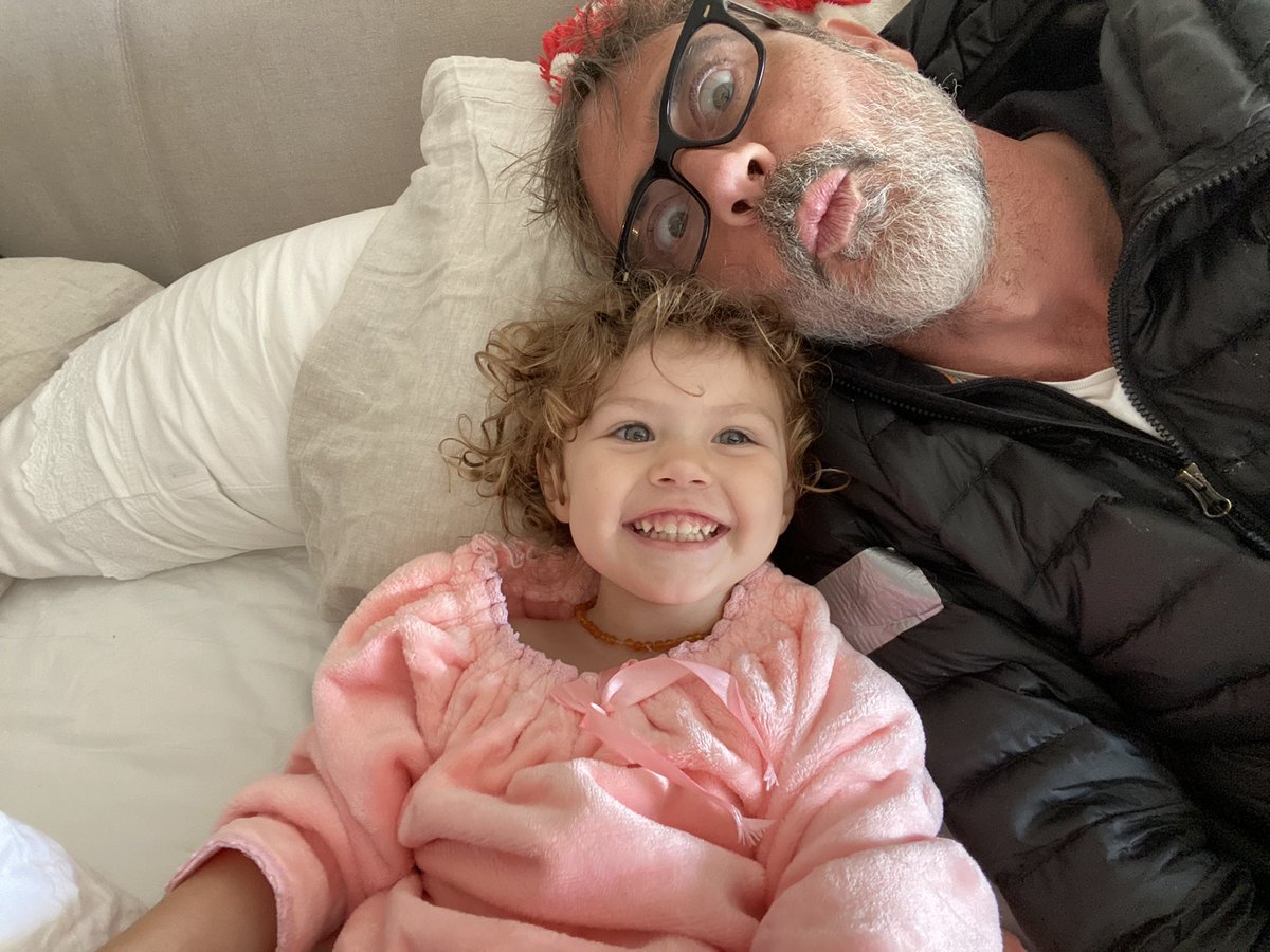 JDMorgan's tweet image. Hey folks of #OBX, I don’t care how anyone lives their lives, BUT, at grocery store? with signs everywhere? WEAR A DAMN MASK. It doesn’t make you cool not wearing. It makes you a disrespectful dipshit. Let’s remember and respect everyone. Big love and a very happy holiday season!