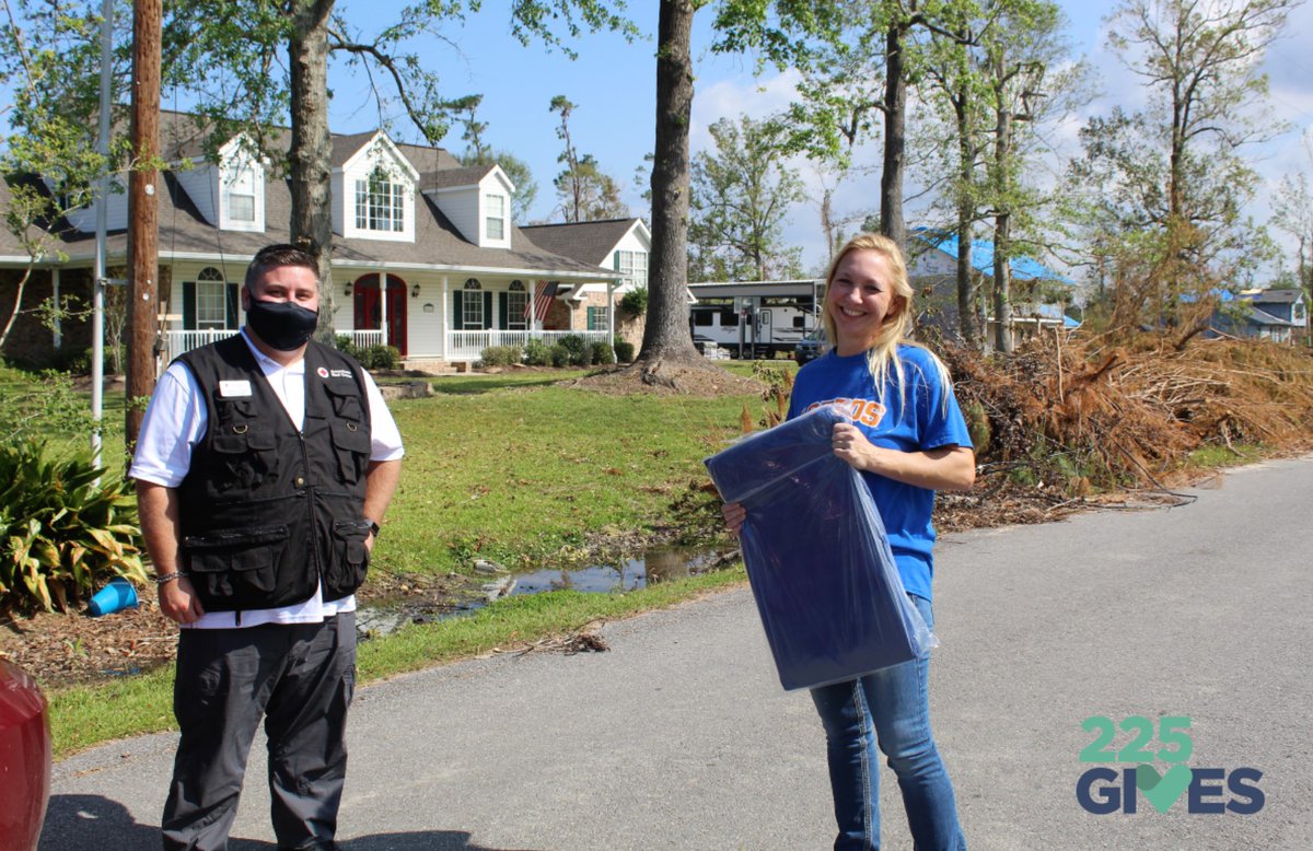ARCLouisiana's tweet photo. Early giving for @225Gives begins today! Help your neighbors prepare for, respond to and recover from disasters large and small. Did you know $15 covers the cost of a tarp for a family? Visit https://t.co/pCEegVgKsZ! #225gives #buildcommunity #IgniteAction https://t.co/DGBpl3kgxv