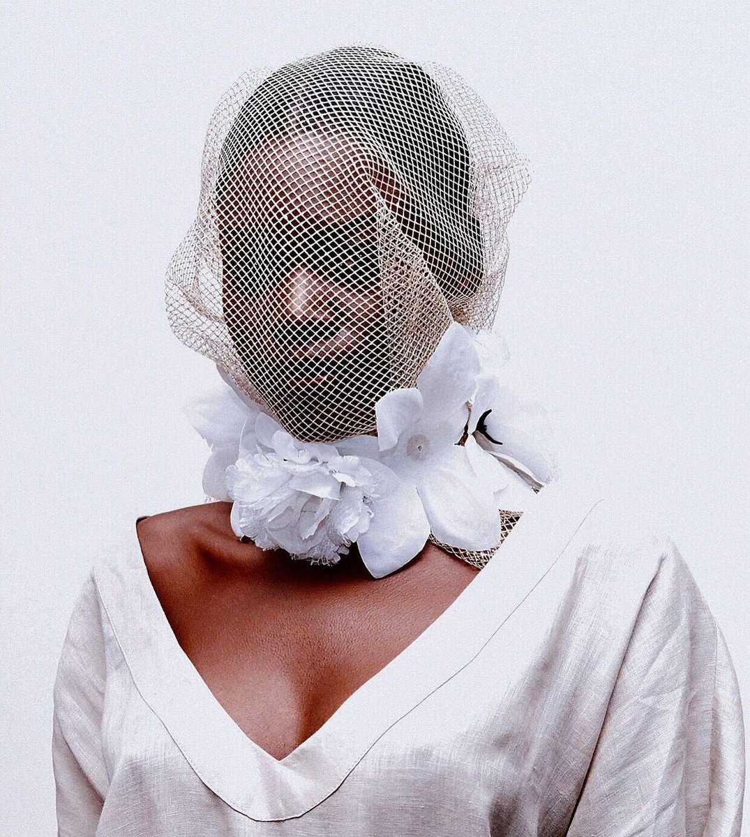 Lights, camera, RUWAY 💫 Throwback to  #MoDARunway 💃🏽 ⁣
⁣
#Repost @mranklin ⁣
・・・⁣
@dkay.alexis @flowerchild1999 @thecollectionmoda  Circa 2018 #fashion#runway#darkskin#model