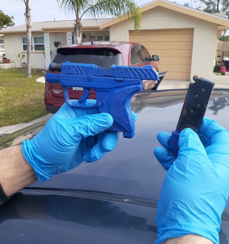 On Nov. 19, deputies attempted a traffic stop on a vehicle for speeding. The passenger fled on foot but was captured seconds later. When searching the vehicle, a loaded Ruger 380, which appears to be spray painted blue like a toy, was found on the passenger side. (THREAD)
