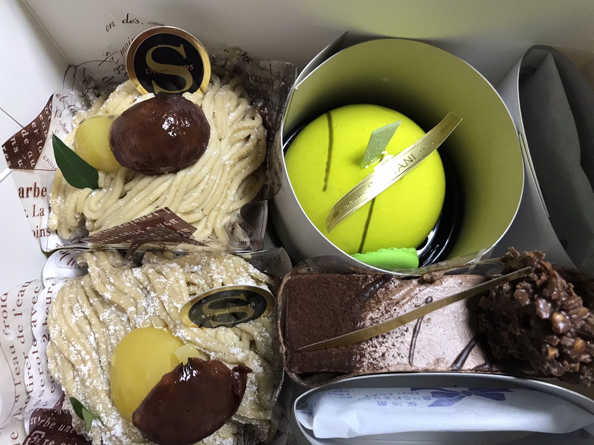 藤岡組紐店四代目 藤岡潤全 A Twitter ちなみにこの写真は僕が大学時代住んでいた尼崎市武庫之荘の下宿の近くにあったお菓子屋 さん ショータニの箱 梅田大丸の地下に出店されてました ショータニ美味しいよ マジで ちなみに比較的お手頃です