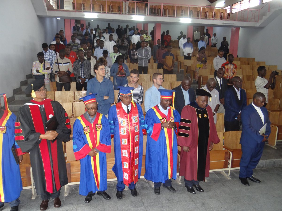 ULCIcam's tweet photo. Rétro en image de la rentrée académique officielle à @ULCongo, l'@ULC_Icam19 avec particulièrement l'intervention en duo de @NgalulaPe et @TychiqueNzal sur "le défis de la transition énergétique et son impact sur le développement de la RDC" #ingénierie https://t.co/8ZAhncCk2S