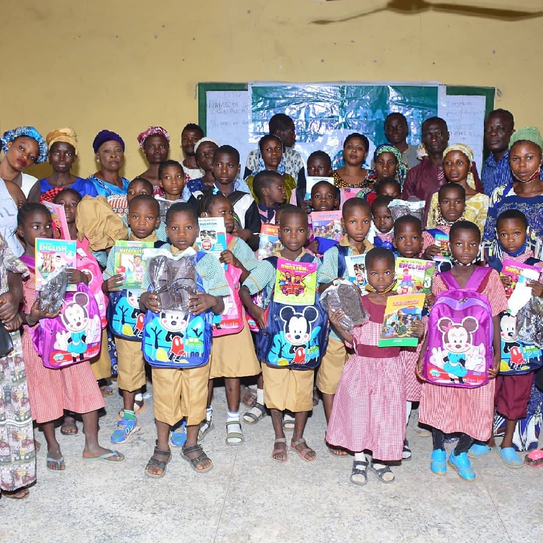 In commemoration of World Day for prevention of Violence and Abuse against children / World Children's Day, we provided A pair of School Uniform
Socks
Sandals
Stationeries
School Bag
24 Exercise Books
3 textbooks each etc
Supporting children is our responsibility.
#chidsrights https://t.co/vnzfiwMnf4