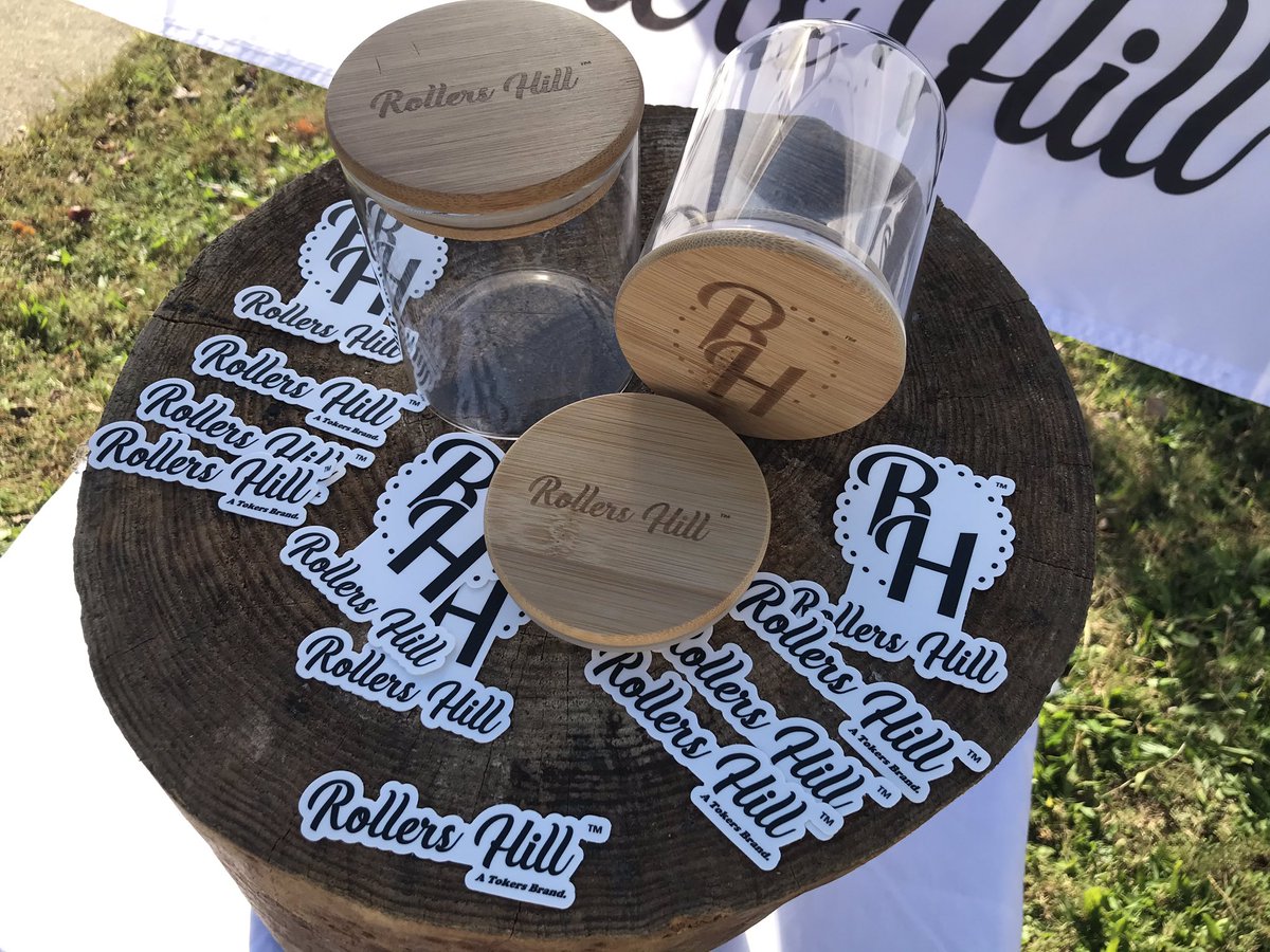 TheRollersHill's tweet photo. Rollers Hill -Wake n Bake stash Jars (Hold up to 48 grams of flower) 
Drop us a line. Follow us on FB and IG! Website Launch soon #BlackOwnedBusiness #tokers #wakenbake #smokersbrand #liftoff https://t.co/R49YSnVVip