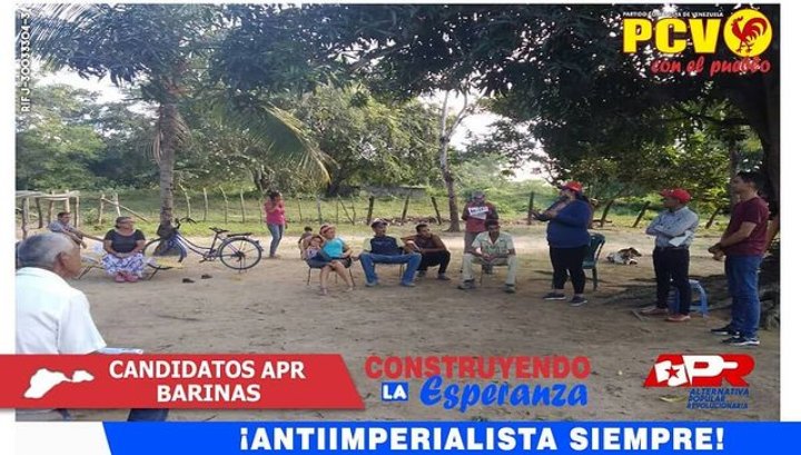 APRBarinas's tweet photo. #Barinas Asamblea Popular Revolucionaria Campesina en el Sector Mijahueco de la Parroquia #Torunos con l@s Candidat@s de la #AlternativaPopularRevolucionaria y @PCV_Ve

¡Las y los campesinos son la base de un pueblo y su herencia productiva!✊🏽

#ConstruyendoLaEsperanza

#VotaPCV https://t.co/dUChVArcLm