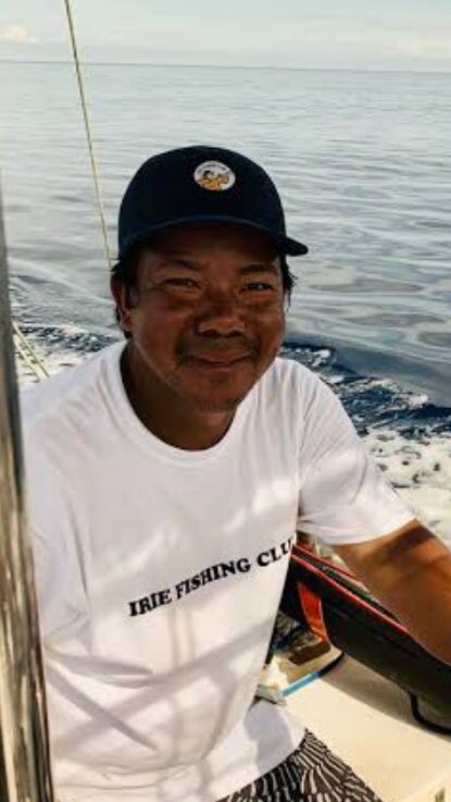 ひっちゃん ハイサイ探偵団 Tarohakasehats もりもりさんの足の裏を触って宝くじ買おうと思います Twitter