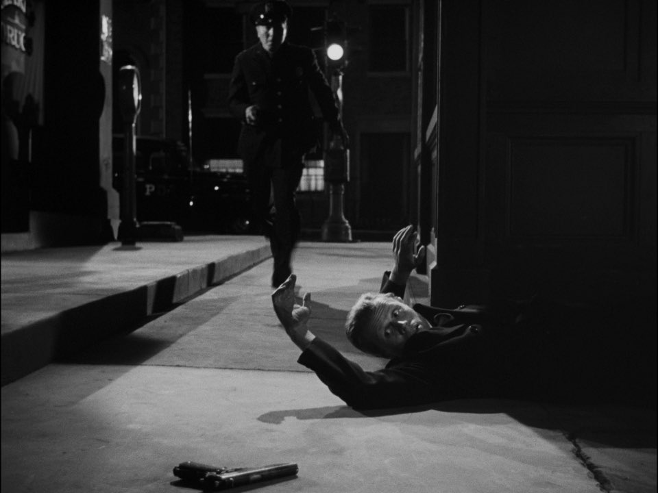 RenoirVulture's tweet image. Showing tonight...
Kiss of Death (1947) Director Henry Hathaway @SigOneEnt 
#noirvember #filmnoir #signalone #henryhathaway