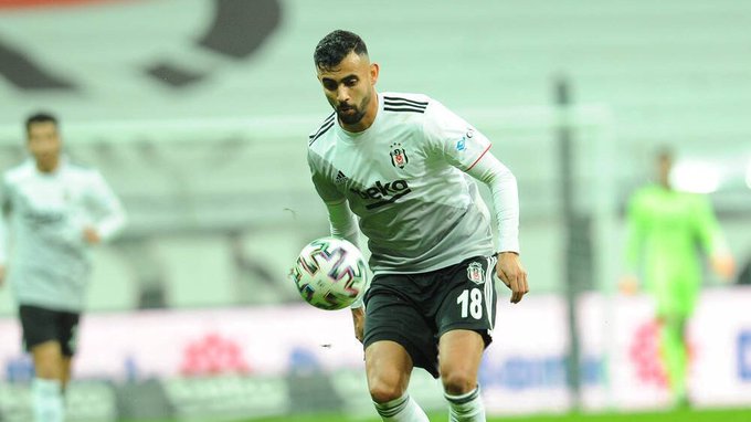 Rachid Ghezzal'ın abisi Abdülkadir Ghezzal: “Rachid belki gol atamıyor, asist yapamıyor ama Türkiye’de seviliyor. Saygı görüyor. Çünkü orada İtalya, Fransa ya da İngiltere’deki gibi taraftarlar sadece sonuca bakmıyor. Sahada yüreğini koyduğu için onu seviyorlar” (Liberation) https://t.co/q8OaGxAUZ8