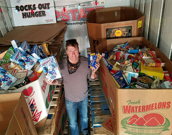 Wow!  Thank you 97 Rockers and Western New York for helping us raise over 2,300 turkeys and $53,000 in Operation: Rock Out Hunger.  FeedmoreWNY will distribute to our neigbors in need this year.  bit.ly/36ZRgm2
@feedmorewny @DJJickster