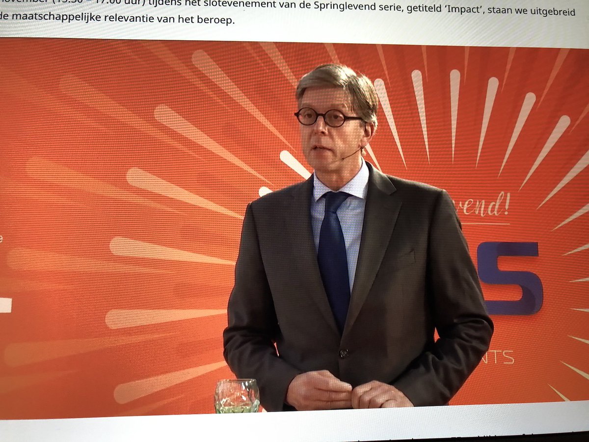 MarcS_NBA's tweet image. Accountants kunnen rol spelen bij doelen en afspraken rondom niet-financiële informatie, maar overheid moet regie nemen, zegt @nbacc voorzitter Van der Vegte #springlevend