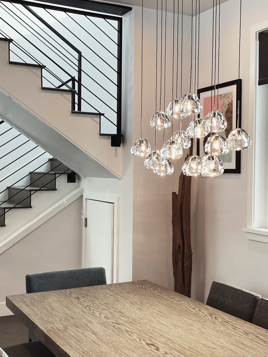 StoneLighting's tweet photo. Thank you to KB Design for working with Lunaria to create this AMAZING install! 

Featured
•STONE LIGHTING CLEAR BLOB PENDANT

If you’re located in Northern California &amp; want to find out more, contact our fantastic rep, The Carlson Group at 916-351-8166!

https://t.co/p4oDxJ194B https://t.co/dzNjHdIvtA